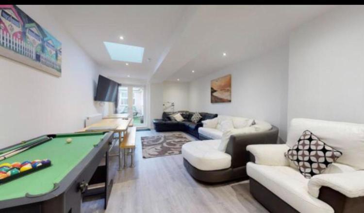 וויימות' Myrtle Villa Rooms מראה חיצוני תמונה